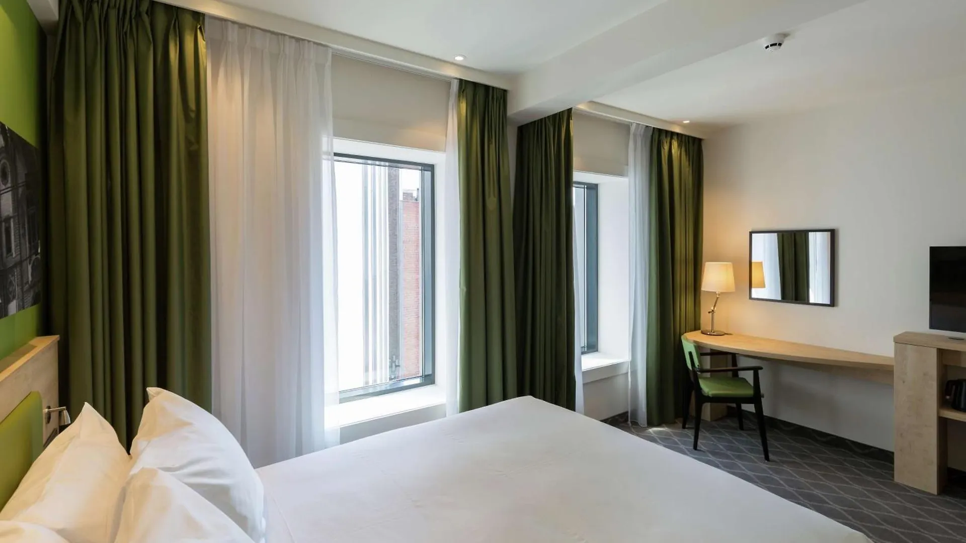 Hampton By Hilton Antwerp Central Station