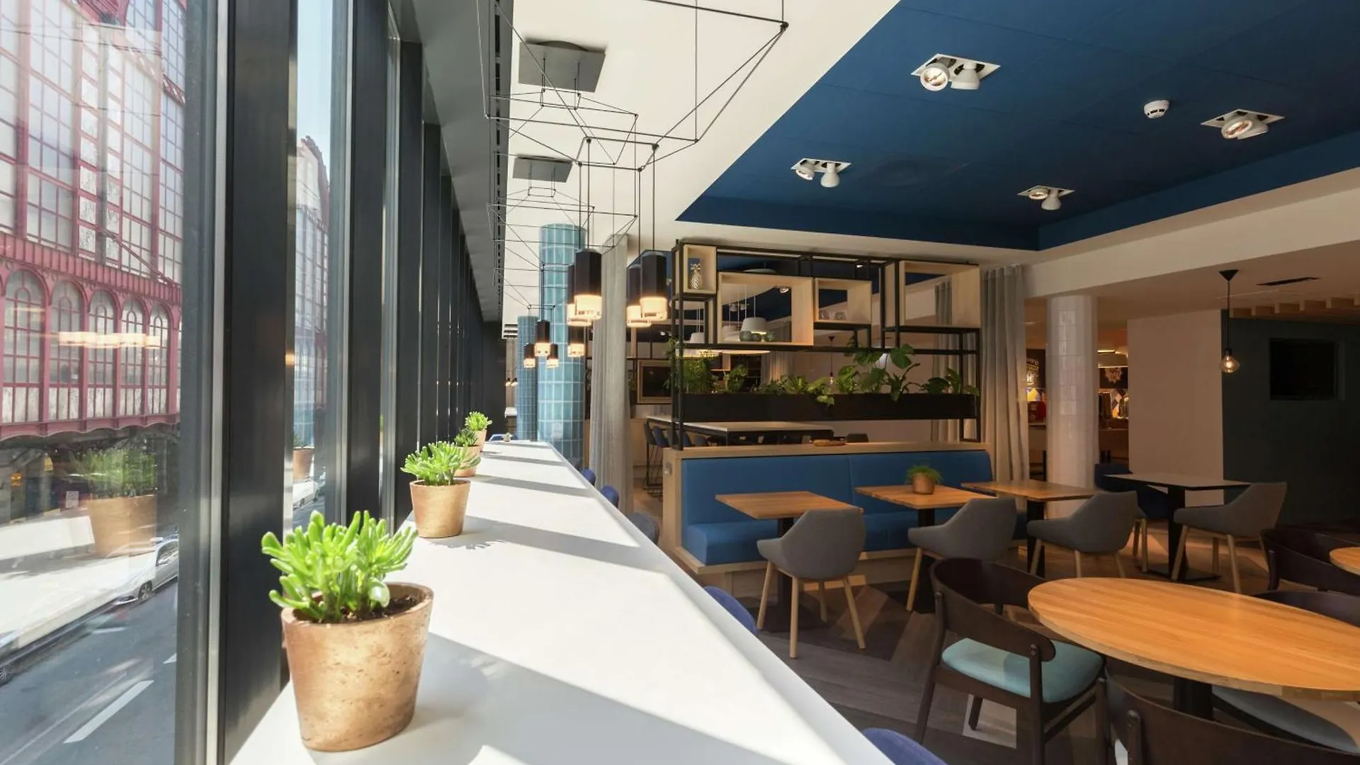 Hotel Hampton By Hilton Antwerp Central Station